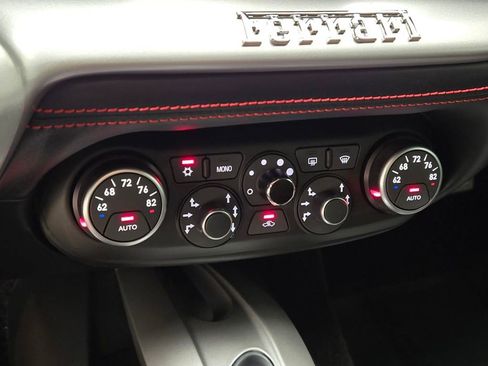 Used 2015 Ferrari F12 Berlinetta image 35