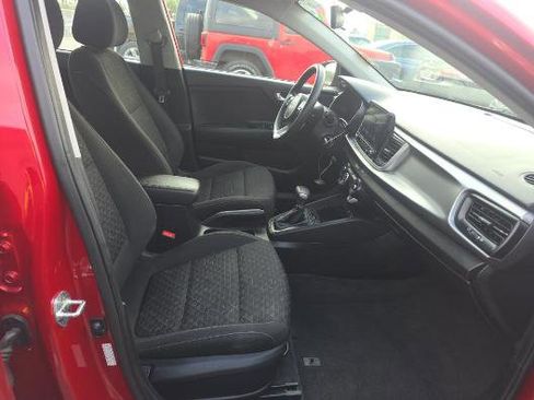Used 2022 Kia Rio S image 9