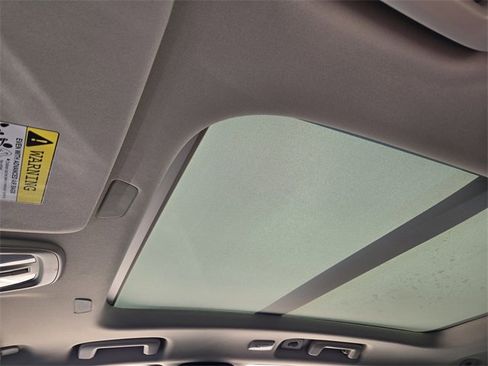 Certified 2025 Volvo XC90 T8 Plus w/ Protection Package Premier image 33