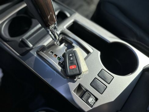 Used 2023 Toyota 4Runner Limited image 34