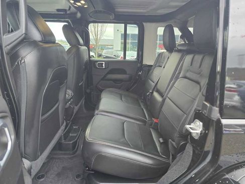 Used 2023 Jeep Wrangler Sahara w/ Cold Weather Group image 16