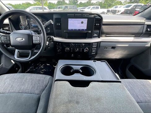 Used 2024 Ford F250 XLT AWD/4WD image 10