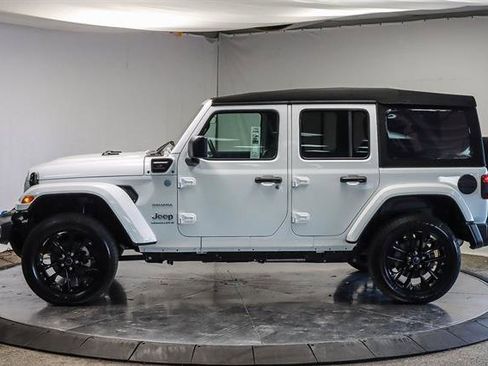New 2024 Jeep Wrangler Unlimited Sahara image 31