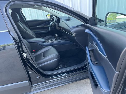 Used 2020 MAZDA CX-30 FWD w/ Select Package image 16