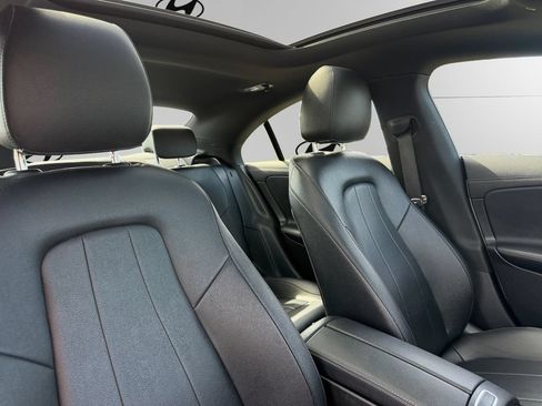 Used 2025 Mercedes-Benz CLA 250 image 13