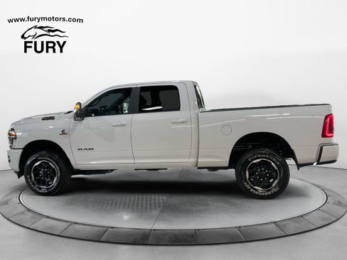 Used 2026 RAM 2500 Laramie AWD/4WD image 6