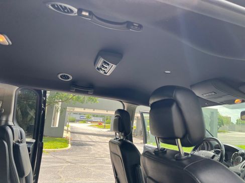 Used 2019 Dodge Grand Caravan SXT FWD image 29