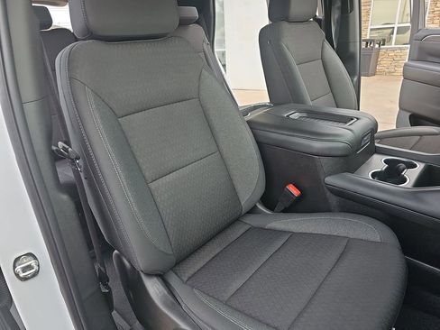 Used 2024 Chevrolet Tahoe LS image 10