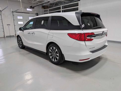 Used 2024 Honda Odyssey EX-L image 10