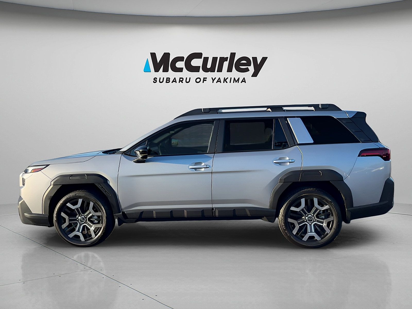 Used 2026 Subaru Outback Touring XT AWD/4WD image 3