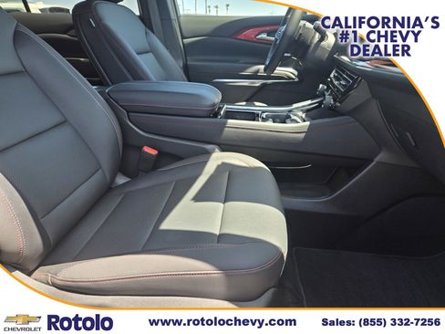 Used 2026 Chevrolet Traverse Z71 w/ Driver Confidence Package AWD/4WD image 11