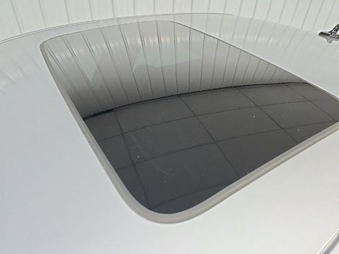 Used 2024 Audi A4 2.0T Premium image 11