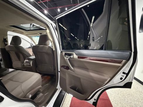 Used 2019 Lexus GX 460 Premium AWD/4WD image 27