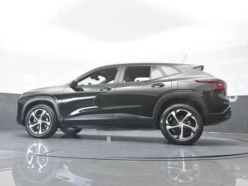 Used 2025 Chevrolet Trax RS w/ Driver Confidence Package FWD image 52