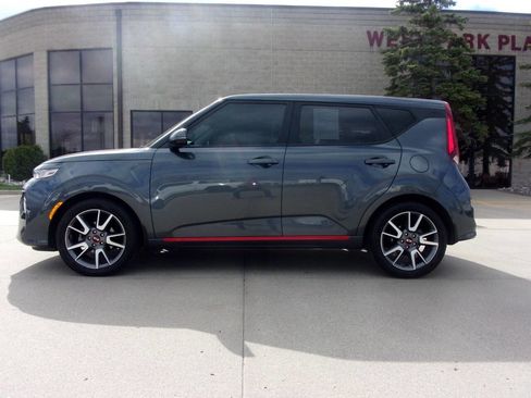 Used 2021 Kia Soul GT-Line FWD image 1