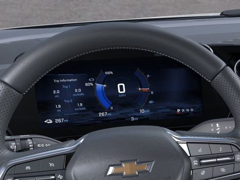 New 2026 Chevrolet Equinox EV LT image 25