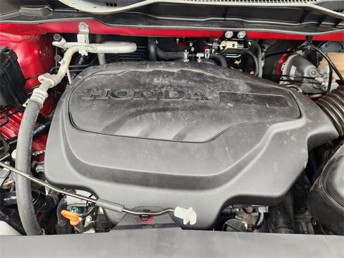 Certified 2022 Honda Odyssey Touring image 9