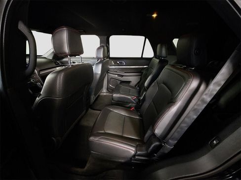 Used 2017 Ford Explorer Sport w/ Equipment Group 401A image 17