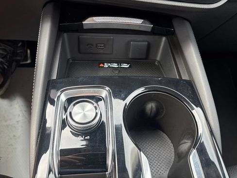 Used 2025 Buick Envision Sport Touring AWD/4WD image 17