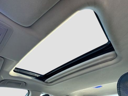 Used 2019 Honda Civic EX image 13