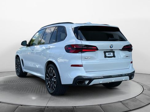 Used 2026 BMW X5 sDrive40i w/ M Sport Package RWD image 5
