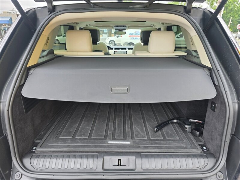 Used 2022 Land Rover Range Rover Sport HST AWD/4WD image 23