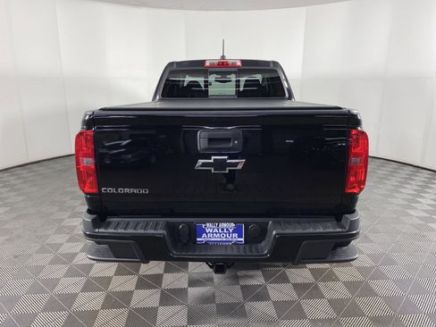 Used 2016 Chevrolet Colorado Z71 image 9