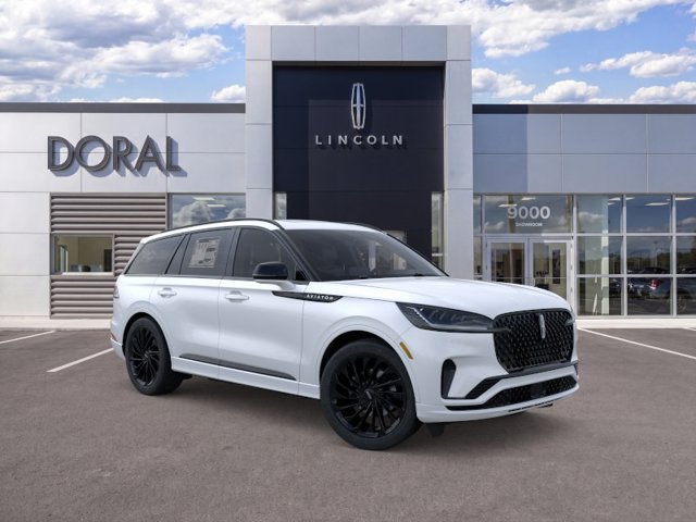New 2026 Lincoln Aviator Reserve w/ Jet Appearance Package RWD image 7