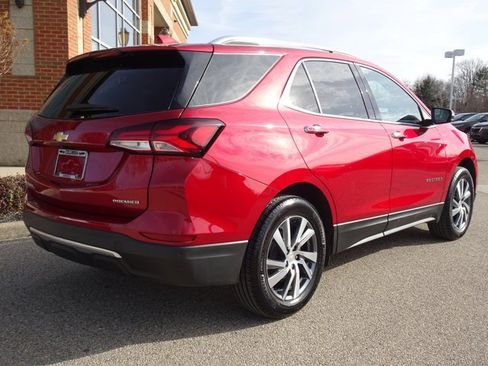 Certified 2024 Chevrolet Equinox Premier image 3