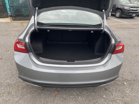 Used 2025 Chevrolet Malibu RS image 7