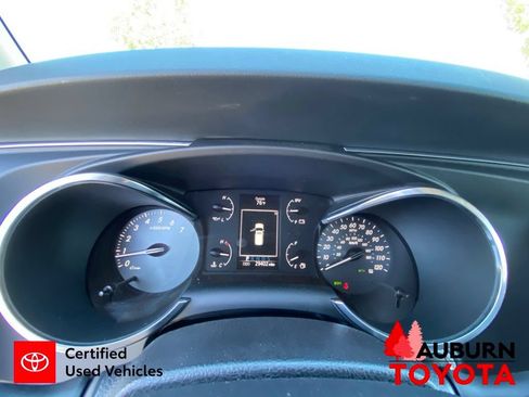 Certified 2021 Toyota Sequoia SR5 AWD/4WD image 46