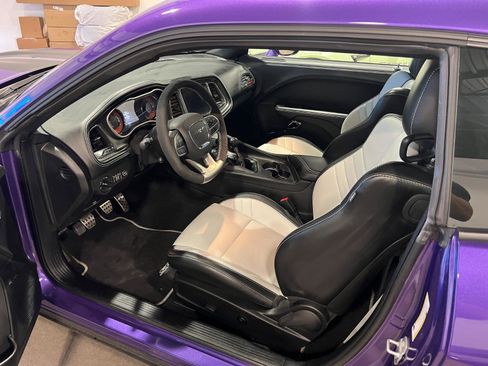 Used 2023 Dodge Challenger SRT Hellcat image 9