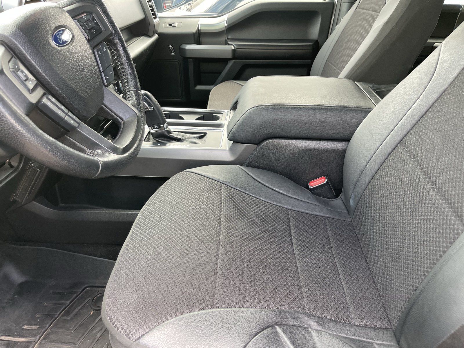 Used 2015 Ford F150 XLT w/ Equipment Group 301A Mid RWD image 11