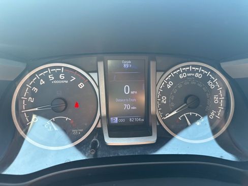 Used 2019 Toyota Tacoma SR5 image 14