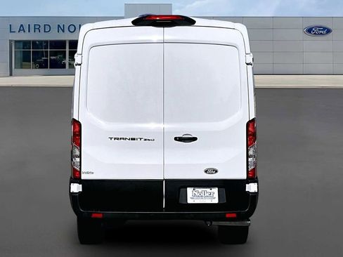 New 2026 Ford Transit 250 148 Medium Roof RWD image 4
