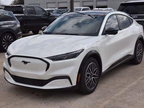 Used 2024 Ford Mustang Mach-E Premium image 1