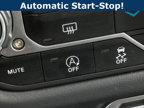 Used 2025 Jeep Wrangler Unlimited Rubicon image 29