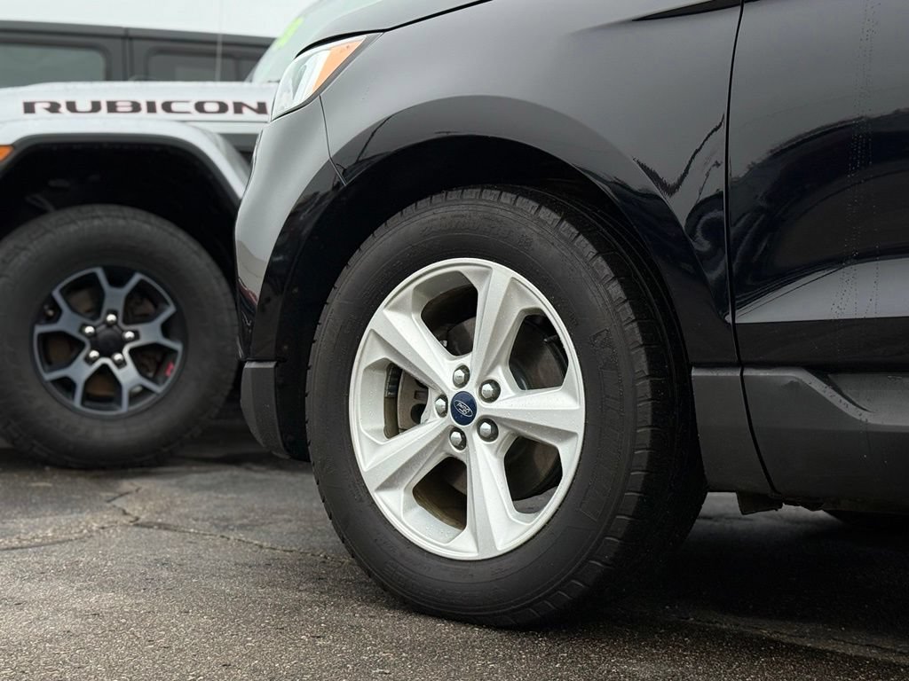 Used 2020 Ford Edge SE w/ Cargo Accessory Package FWD image 40