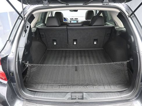 Used 2018 Subaru Outback 2.5i Limited AWD/4WD image 23