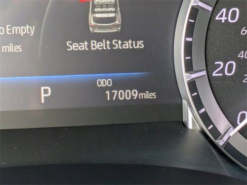 Used 2023 Toyota Highlander L image 34