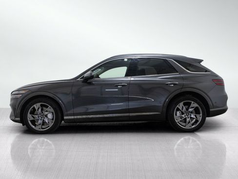 Used 2025 Genesis Electrified GV70 w/ Prestige Package AWD/4WD image 3