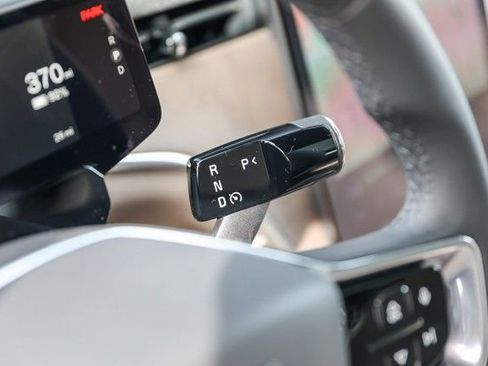 New 2025 Volvo EX90 Plus image 22