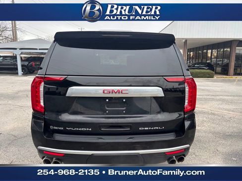Used 2023 GMC Yukon Denali w/ Denali Reserve Package image 6