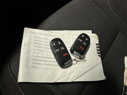 Used 2021 Dodge Charger SXT w/ Driver Convenience Group image 26