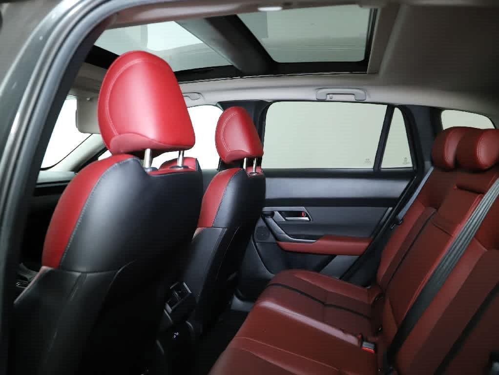 Certified 2025 MAZDA CX-50 AWD 2.5 Hybrid w/ Premium Pkg image 15