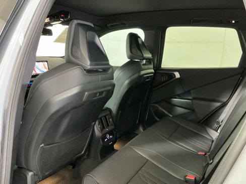 Certified 2025 BMW X3 xDrive30i w/ Premium Package AWD/4WD image 24