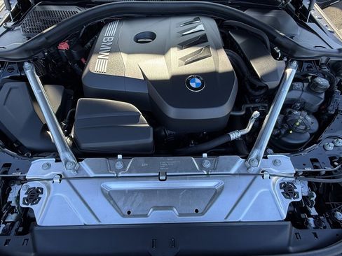 Used 2025 BMW 430i Coupe w/ M Sport Package image 32
