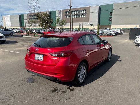 Used 2017 MAZDA MAZDA3 Sport FWD image 7