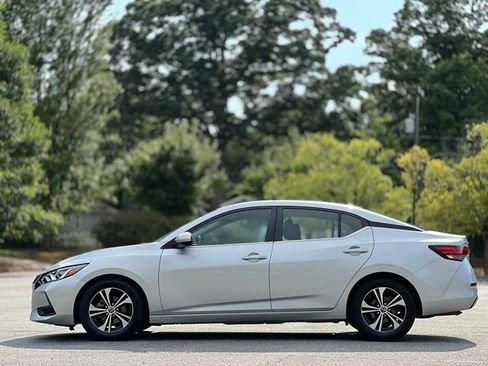 Used 2021 Nissan Sentra SV FWD image 8