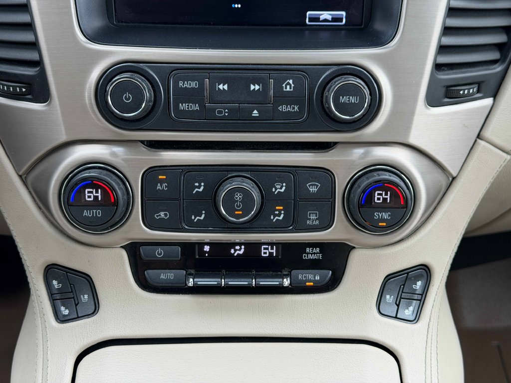 Used 2017 GMC Yukon Denali w/ Open Road Package AWD/4WD image 29